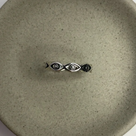 All Seeing Eye Eternity 925 Sterling Silver Ring - Picture 3 of 3